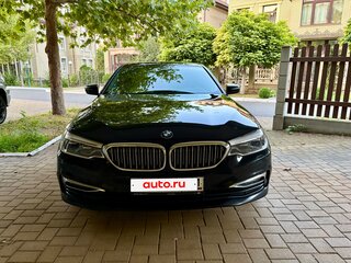 2020 BMW 5 серии 520d xDrive VII (G30/G31/G38), чёрный, 3990000 рублей, вид 4