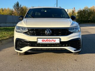 2021 Volkswagen Tiguan II Рестайлинг, белый, 3600000 рублей, вид 3