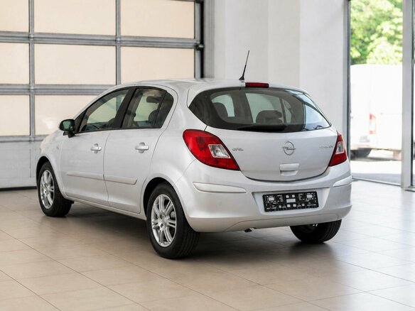 2007 Opel Corsa D, серебристый, 400000 рублей - вид 3