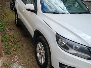 2012 Volkswagen Tiguan I Рестайлинг, белый, 1250000 рублей, вид 1
