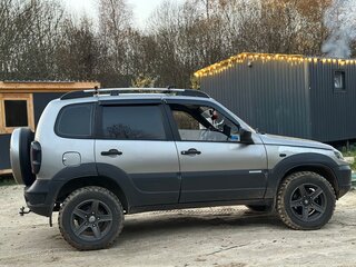 2009 Chevrolet Niva I Рестайлинг, серый, 430000 рублей, вид 2