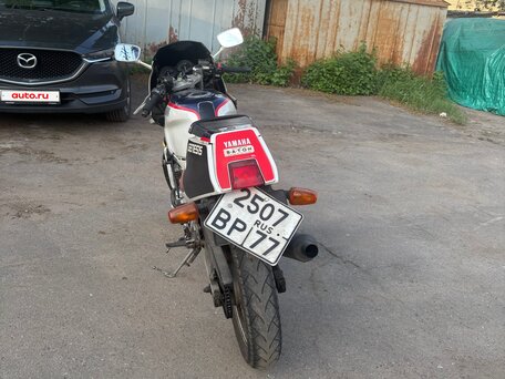 1988 Yamaha FZR250, белый, 119000 рублей, вид 3