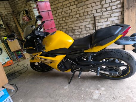 2009 Yamaha XJ6 (FZ6R), жёлтый, 380000 рублей, вид 2