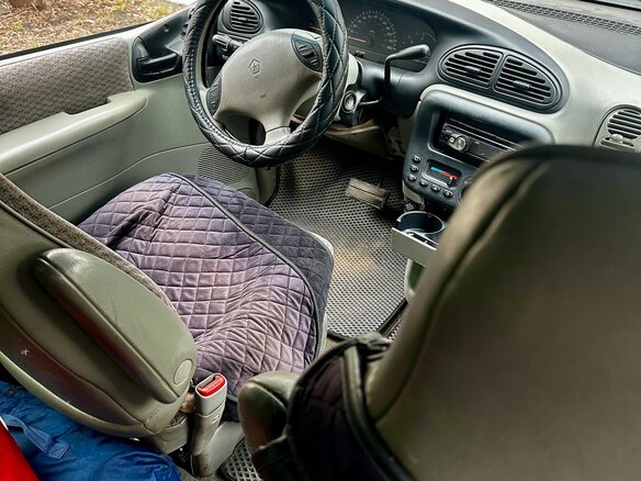 2000 Chrysler Voyager III, зелёный, 399000 рублей - вид 6