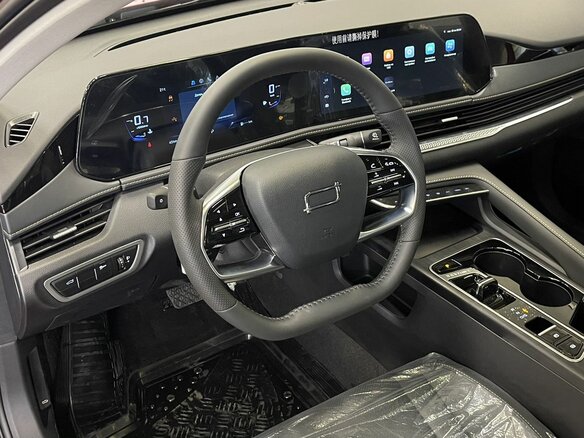 2024 Bestune B70 I Рестайлинг, красный, 3453000 рублей - вид 14