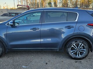 2018 Kia Sportage IV Рестайлинг, синий, 1850000 рублей, вид 2