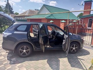 2013 Mitsubishi Outlander III, серый, 1800000 рублей, вид 5