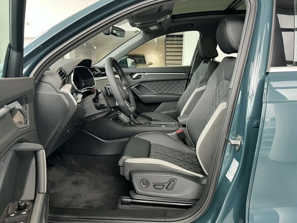 2026 Audi Q3 35 TFSI II (F3), зелёный, 4550000 рублей - вид 3