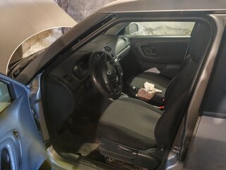 2011 Skoda Fabia II Рестайлинг, серый, 540000 рублей, вид 3