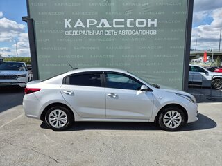 2018 Kia Rio IV, серый, 1390000 рублей, вид 4