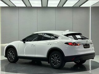 2021 Mazda CX-4 I Рестайлинг, белый, 1740000 рублей, вид 2