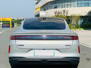 2026 Changan Qiyuan A06 28.39 kWh, серебристый, 2845000 рублей, вид 5