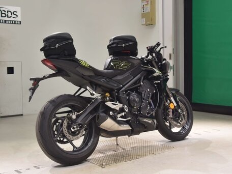 2024 Triumph Street Triple, чёрный, 1190000 рублей, вид 5