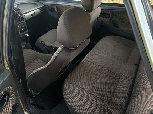 2005 Lada (ВАЗ) 2115, серебристый, 230000 рублей - вид 16