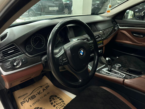2011 BMW 5 серии 523i VI (F10/F11/F07), белый - вид 11