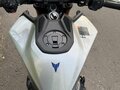 2025 Yamaha MT-09 (FZ-09), серебристый, 1600000 рублей - вид 5