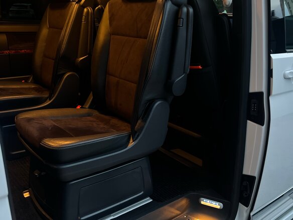 2016 Volkswagen Multivan T6, белый, 5990000 рублей - вид 11