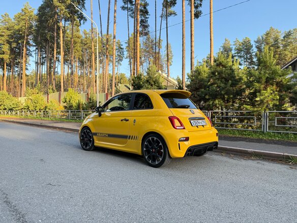 2019 Abarth 595 I Рестайлинг, жёлтый, 2199000 рублей - вид 10