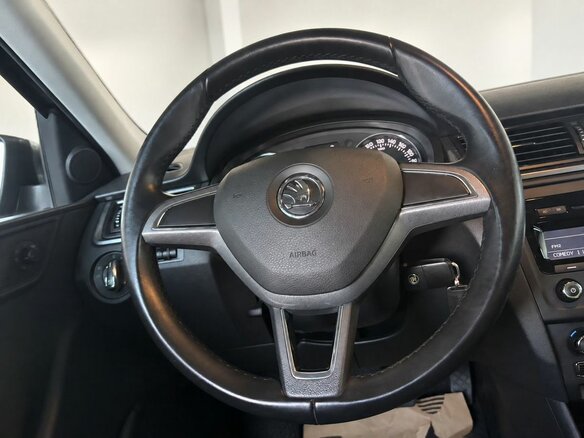 2014 Skoda Rapid I, чёрный, 1219000 рублей - вид 9