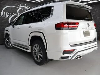 2025 Toyota Land Cruiser 300 Series, белый, 13595084 рублей, вид 5