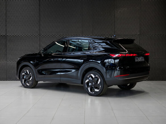 2026 Omoda C7, чёрный - вид 1