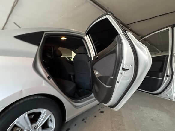 2013 Hyundai Solaris I, серебристый, 730000 рублей - вид 19
