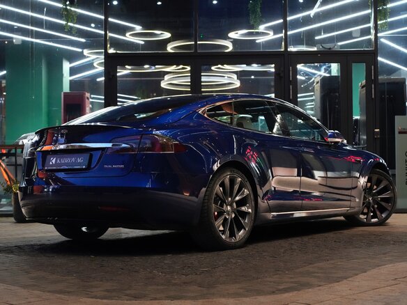 2019 Tesla Model S Performance I Рестайлинг, синий, 4800000 рублей - вид 4