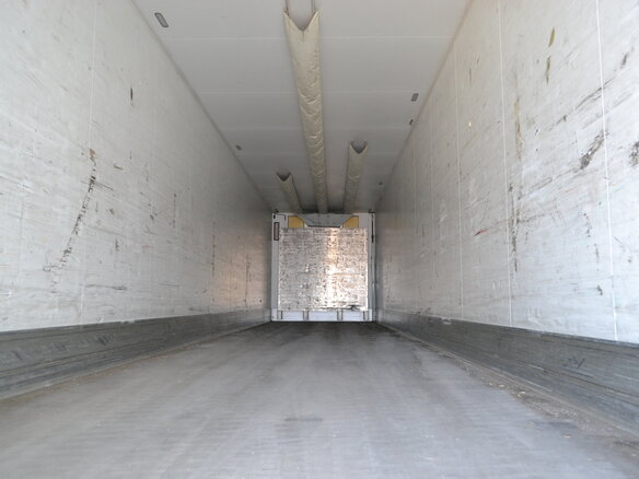 2011 Schmitz Cargobull SKO, белый, 2350000 рублей - вид 4