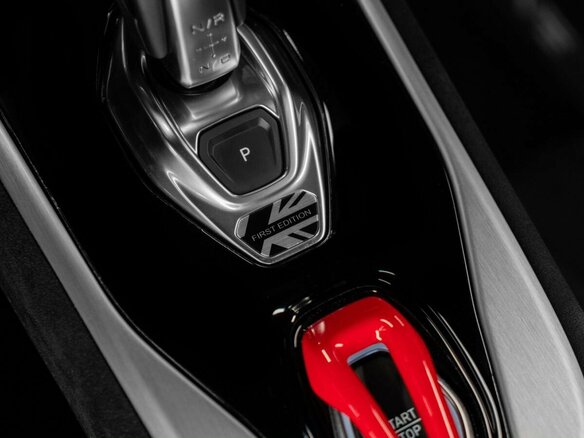 2024 Lotus Emira, серый, 15500000 рублей - вид 32