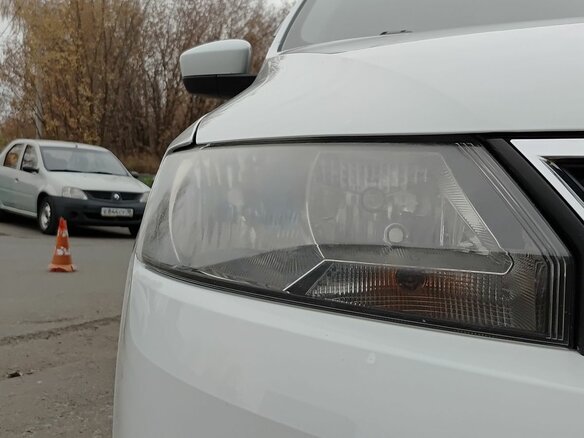 2015 Skoda Rapid I, белый, 1030000 рублей - вид 16