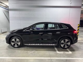 2025 Mercedes-Benz EQE SUV 500, чёрный, 9495000 рублей, вид 2