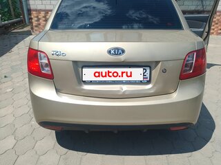 2010 Kia Rio II Рестайлинг, бежевый, 560000 рублей, вид 5