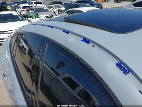 2025 BMW X6 40i III (G06) Рестайлинг, серый, 10400000 рублей - вид 5