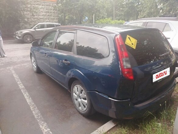 2010 Ford Focus II Рестайлинг, синий - вид 7
