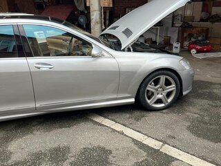 2008 Mercedes-Benz S-Класс 550 V (W221), серый, 1250000 рублей, вид 3