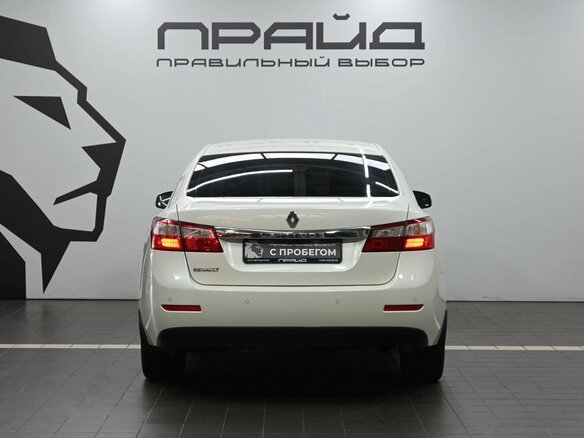 2010 Renault Latitude I, белый, 779900 рублей - вид 2