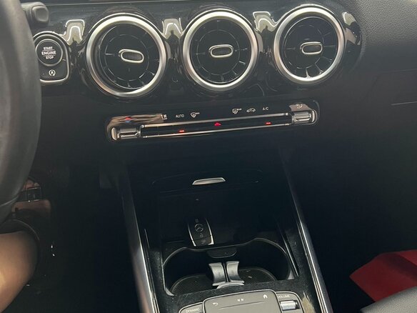 2021 Mercedes-Benz GLA 180 II (H247), белый, 2567007 рублей - вид 13