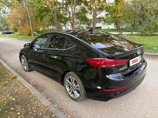 2017 Hyundai Elantra VI (AD), чёрный, 1490000 рублей, вид 5