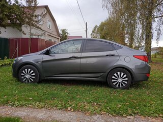 2014 Hyundai Solaris I Рестайлинг, серый, 670000 рублей, вид 5