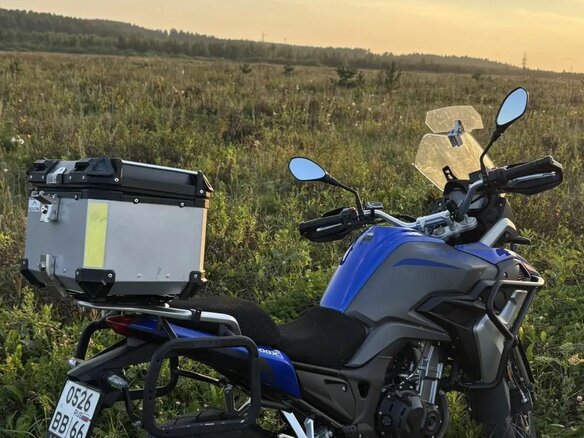 2023 Kove 500X, синий, 450000 рублей - вид 2