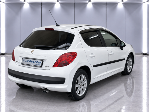 2008 Peugeot 207 I, белый, 390000 рублей - вид 3