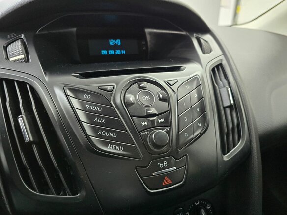 2013 Ford Focus III, белый, 899000 рублей - вид 17
