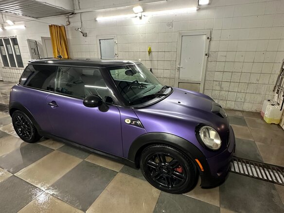 2013 Mini Hatch Cooper S II (R56) Рестайлинг, фиолетовый, 960000 рублей - вид 4