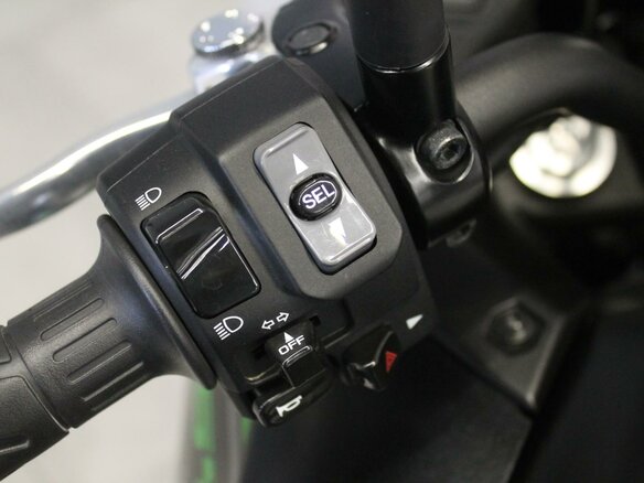 2024 Kawasaki Versys 650, зелёный, 907000 рублей - вид 8