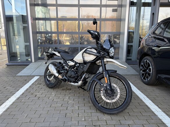2025 Royal Enfield Himalayan, коричневый, 485000 рублей