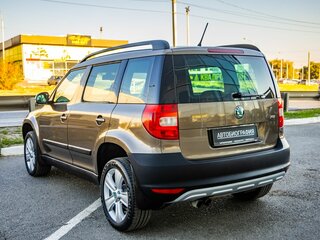 2011 Skoda Yeti I, коричневый, 799000 рублей, вид 5