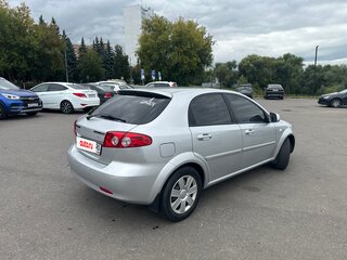 2011 Chevrolet Lacetti I, серебристый, 585000 рублей, вид 4