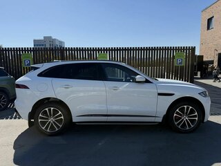 2017 Jaguar F-Pace I, белый, 3699000 рублей, вид 4
