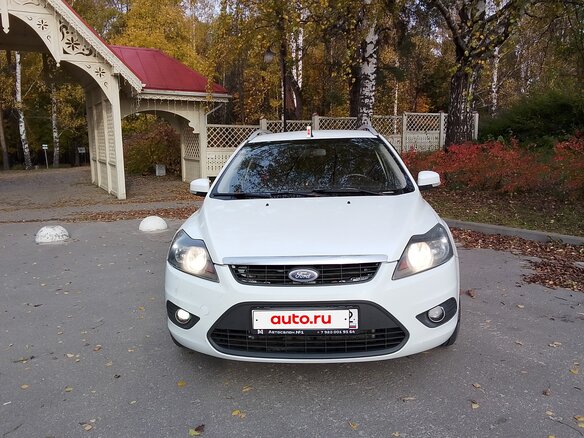 2010 Ford Focus II Рестайлинг, белый, 665000 рублей - вид 5