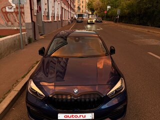 2021 BMW 1 серии 116i III (F40), синий, 2010000 рублей, вид 2